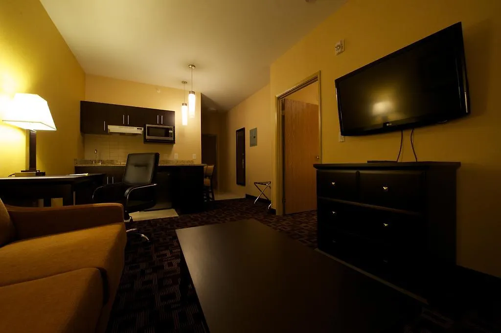 Days Inn & Suites By Wyndham Winnipeg Airport Manitoba Canada