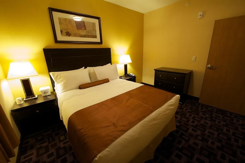 Days Inn & Suites By Wyndham Winnipeg Airport Manitoba 3*,