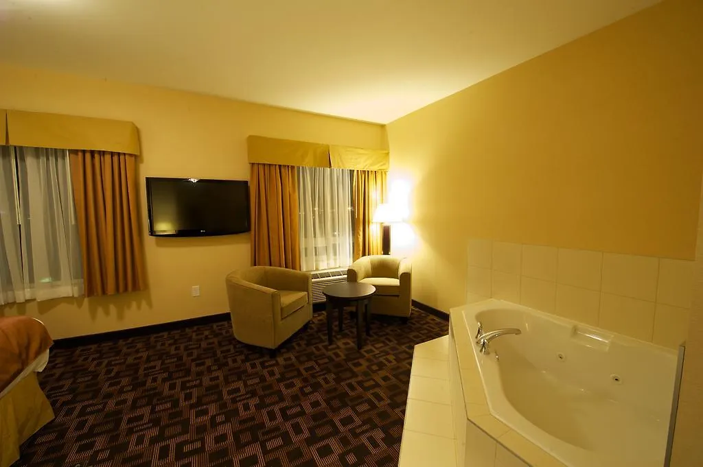Days Inn & Suites By Wyndham Winnipeg Airport Manitoba 3*,  Canada