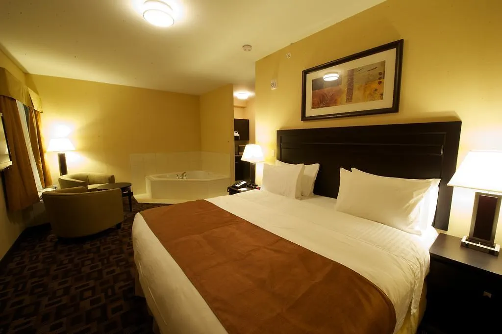 Days Inn & Suites By Wyndham Winnipeg Airport Manitoba Hotel
