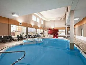 Days Inn & Suites By Wyndham Winnipeg Airport Manitoba